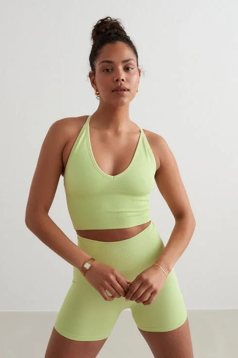 Shape Seamless Cross Back Bralette | Matcha